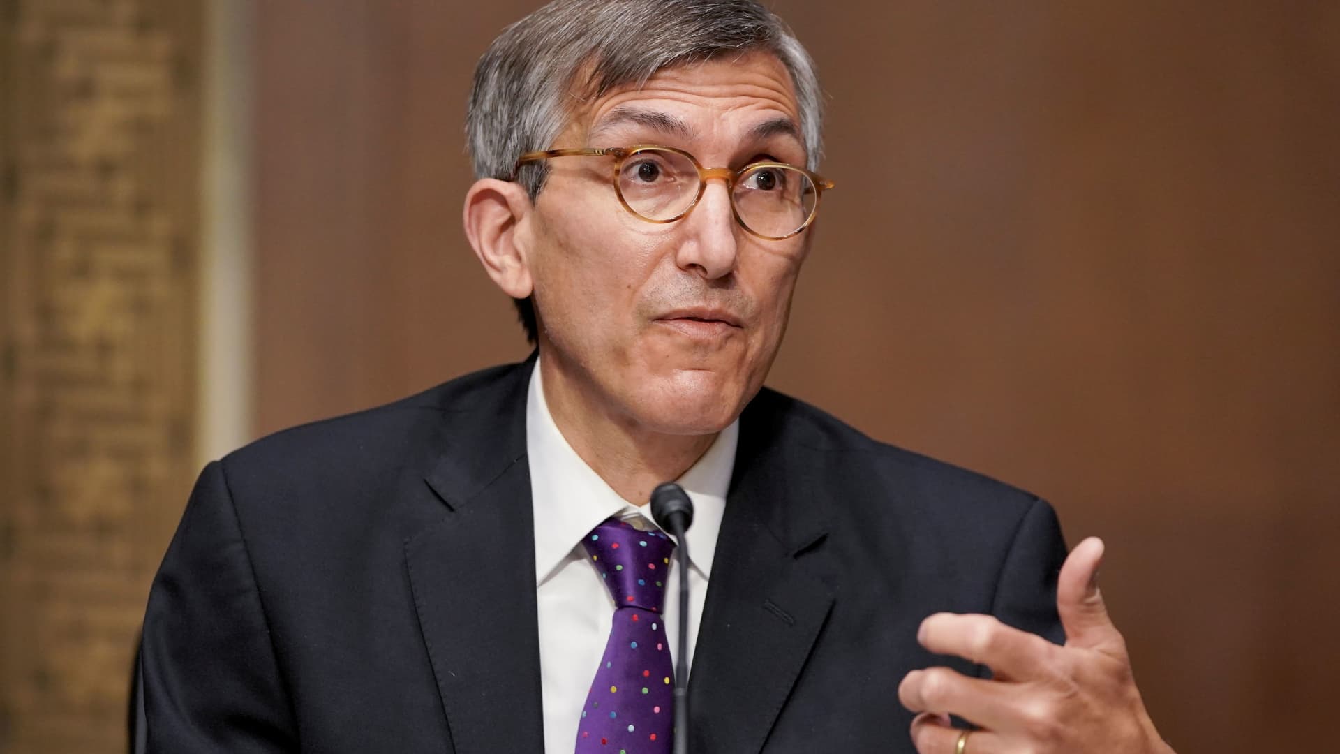 Top FDA vaccine official Peter Marks resigns in opposition to RFK Jr.