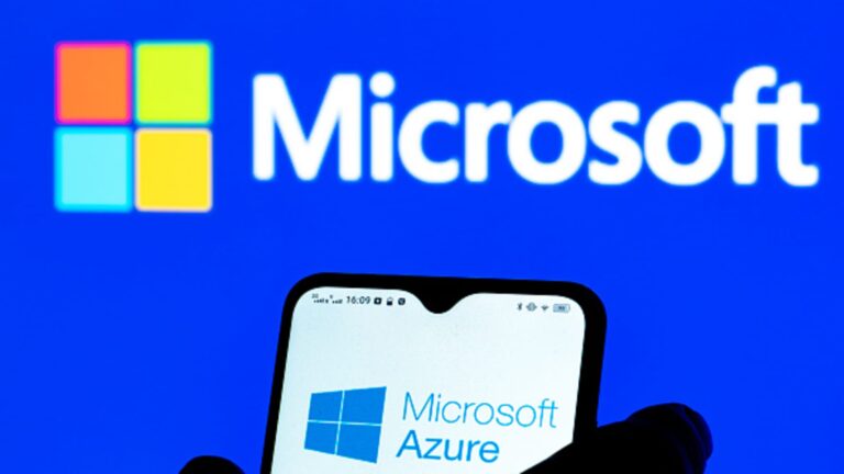 Fears of a data center bubble weigh on AI stocks, Nvidia also knocked by China