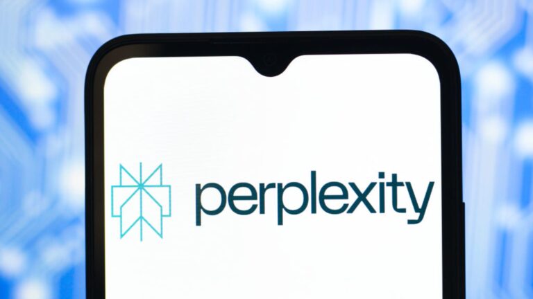 AI's vibe-coding era: How the shift to apps changed the race