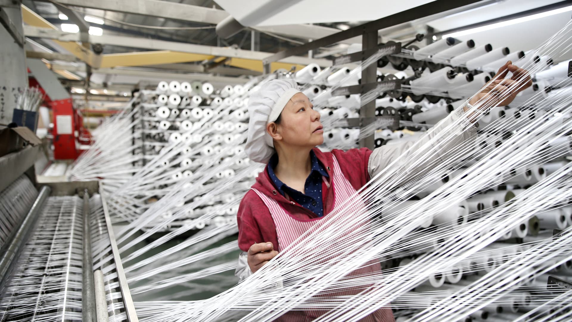 China's factory activity expands at fastest pace in a year, official survey shows