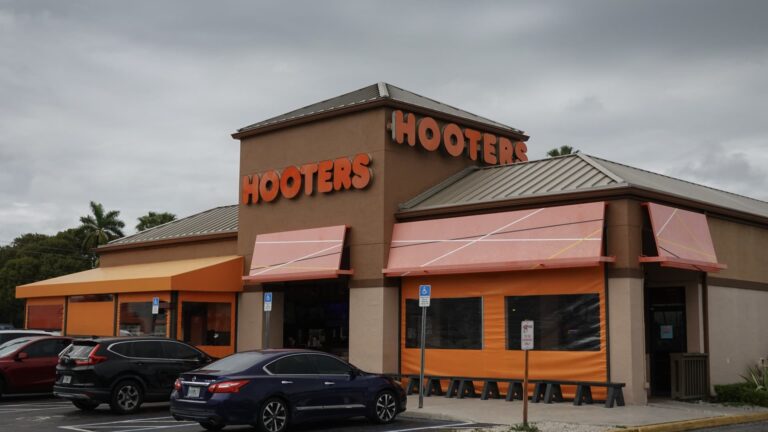 Restaurant chain Hooters files for bankruptcy to enable founder-led buyout