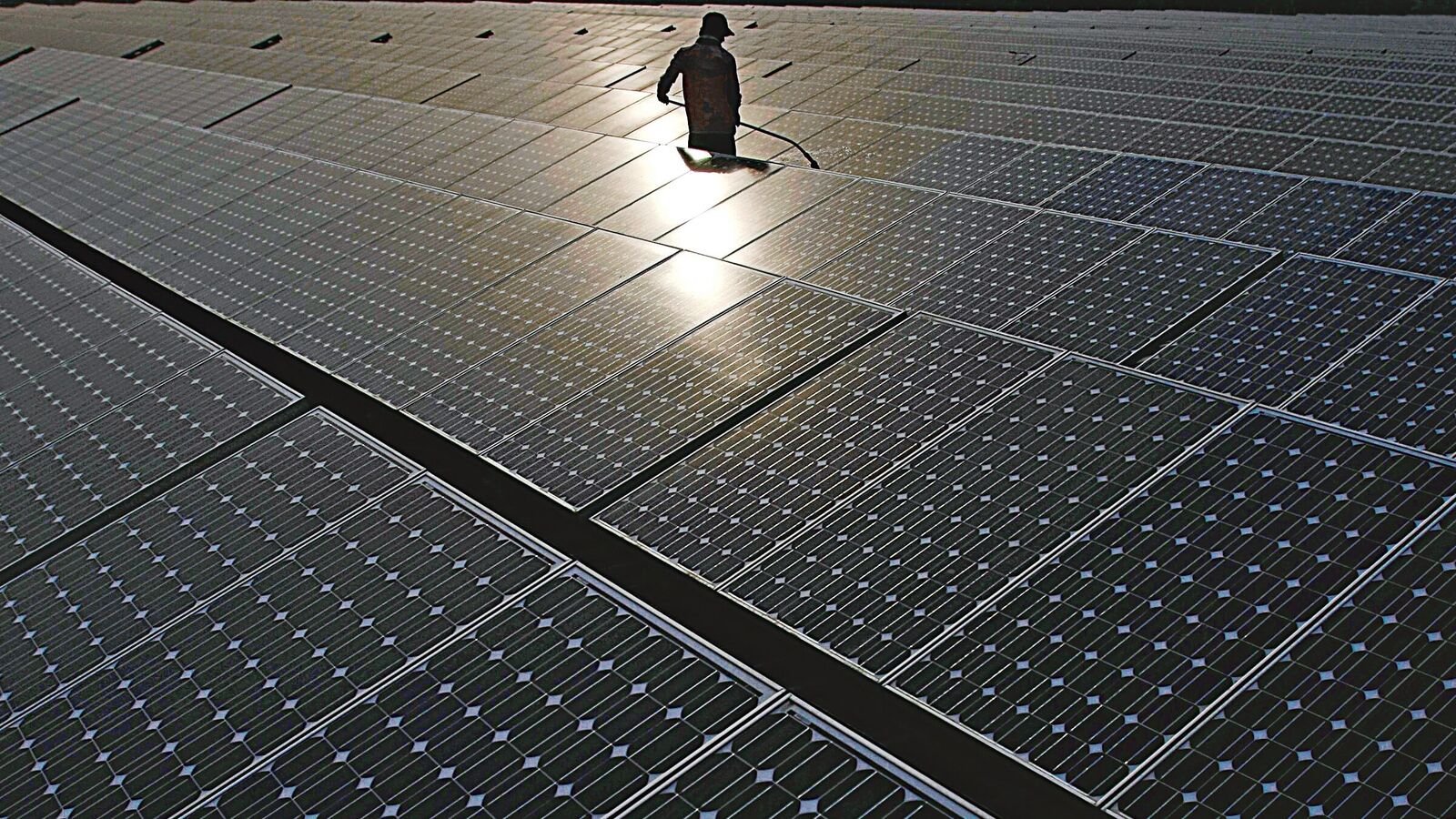 Upcoming IPO: Gujarat-based Prozeal Green Energy files DRHP with SEBI to raise  ₹700 crore via IPO. Details here | Stock Market News