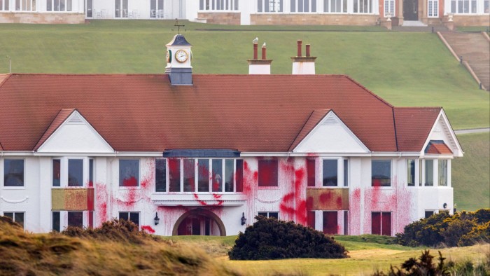 Starmer briefed Trump about arrests over alleged vandalism at Turnberry golf course