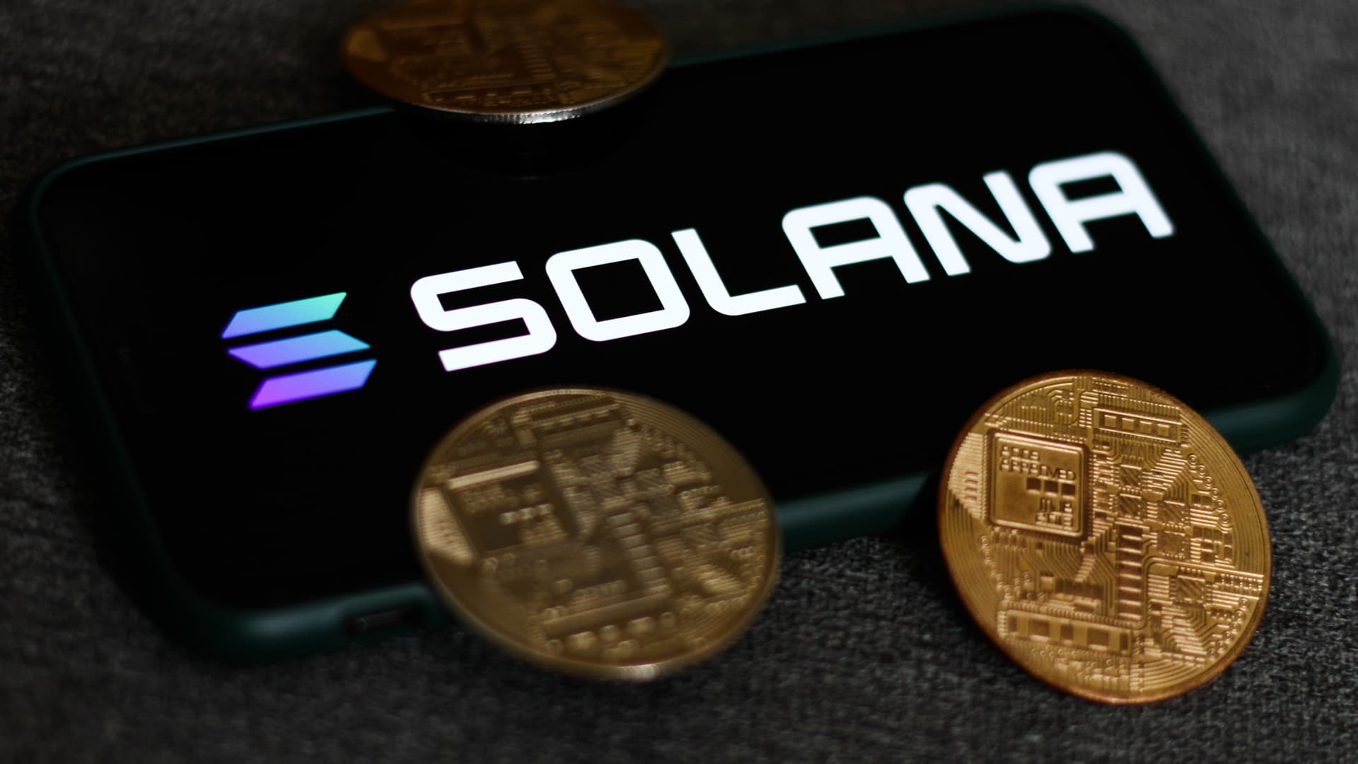 Crypto veterans seek to make publicly traded Janover the MicroStrategy of Solana
