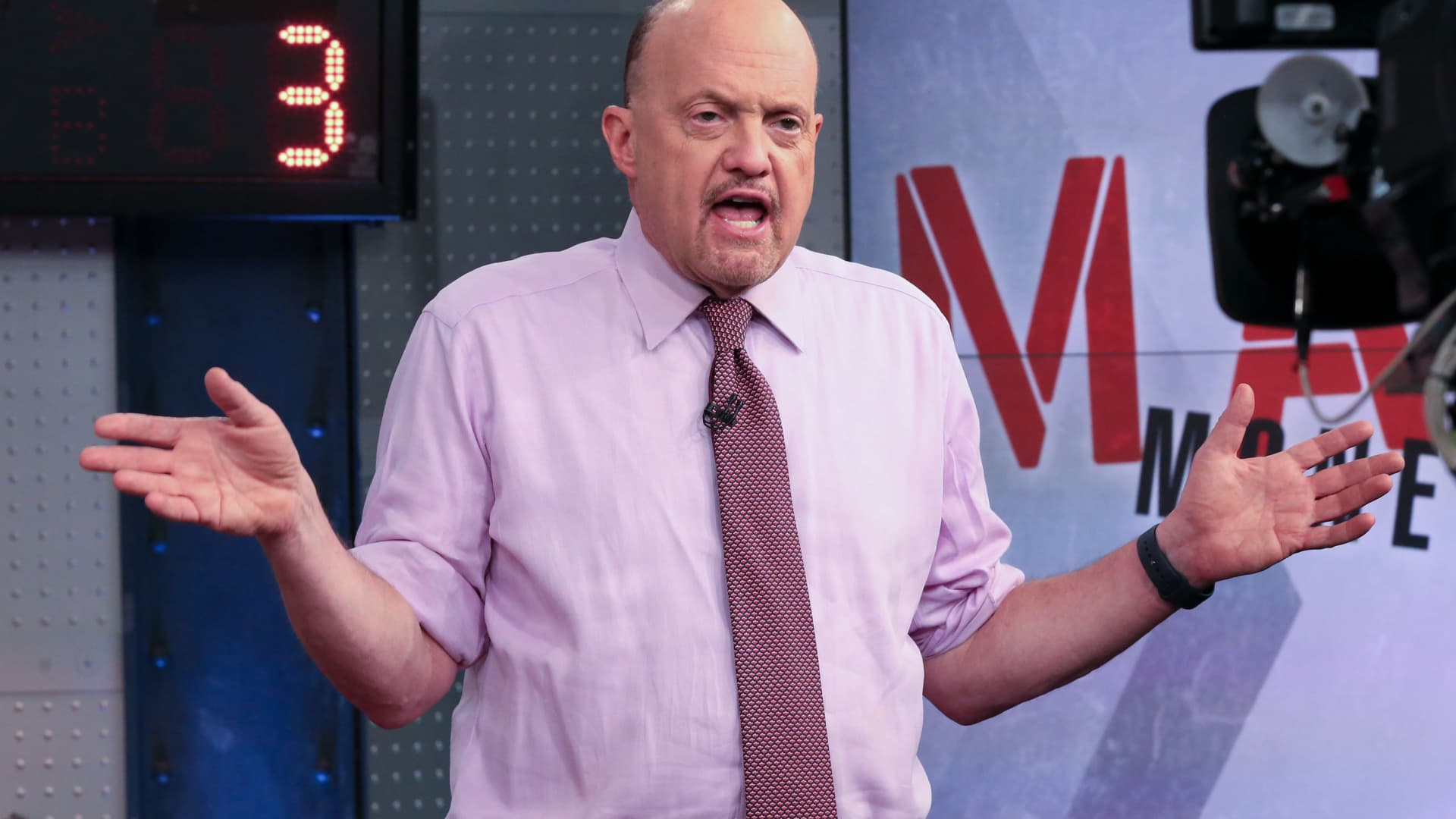 Jim Cramer says the market can't keep up with President Trump