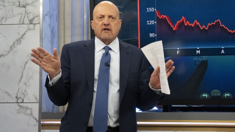 'I'm not going to panic' — Jim Cramer on Sunday's stock futures sell-off