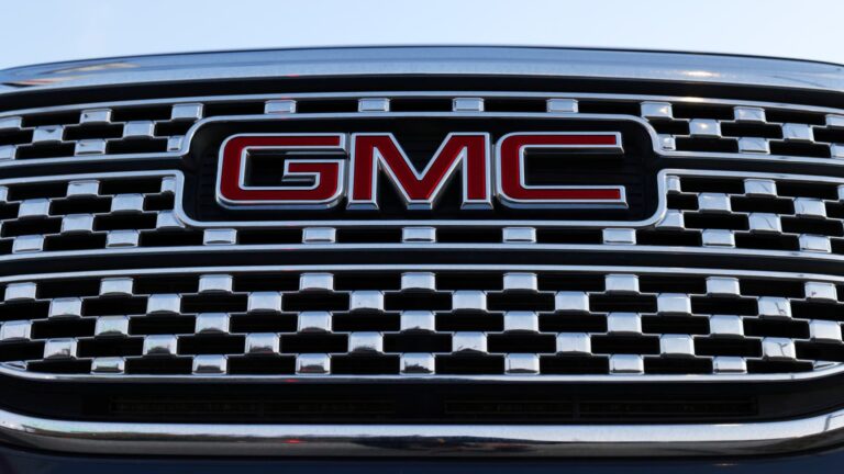 Bernstein says sell General Motors, sees stock falling 20% because of tariffs