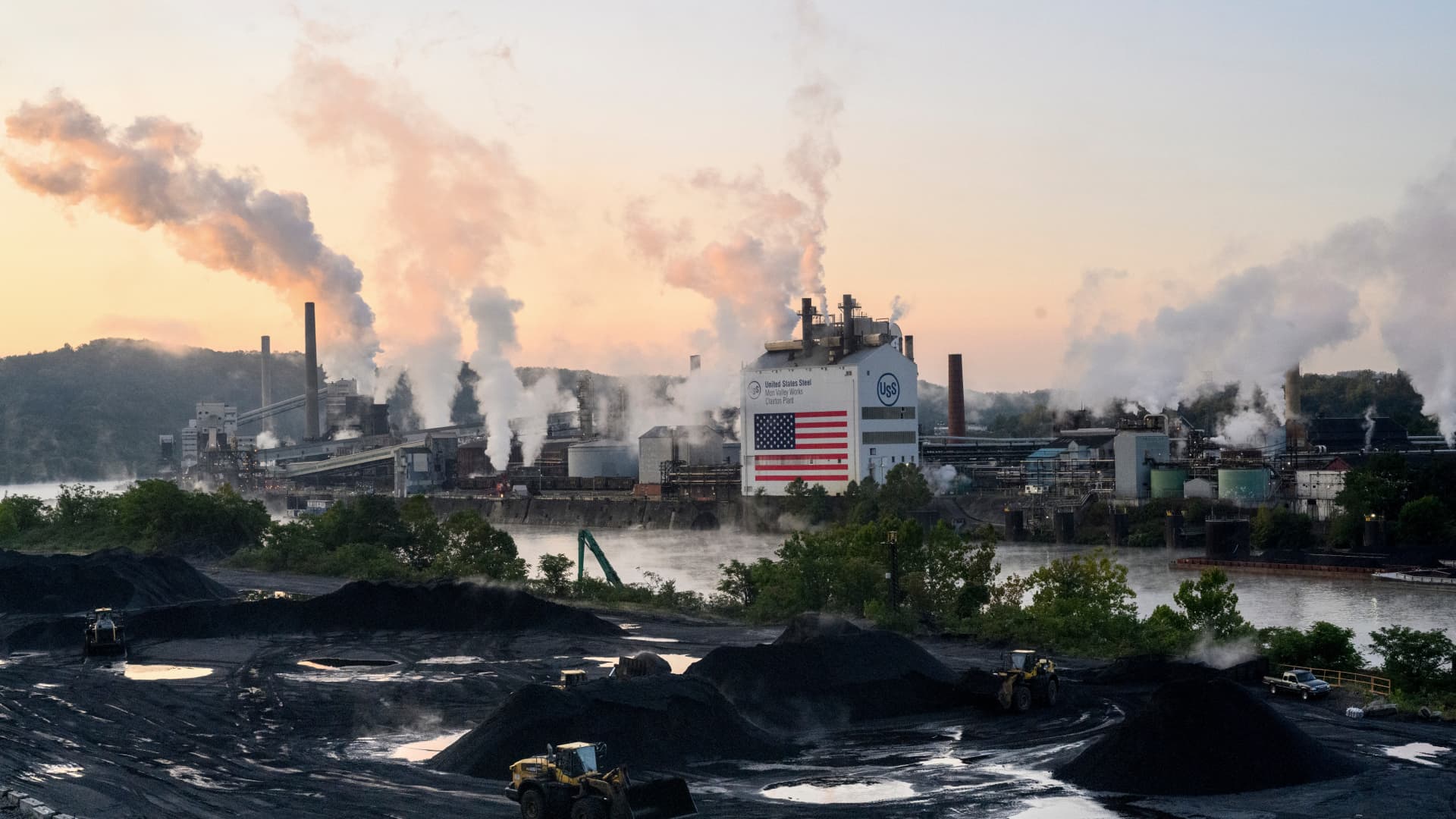 Trump orders new review of U.S. Steel acquisition by Japan's Nippon Steel