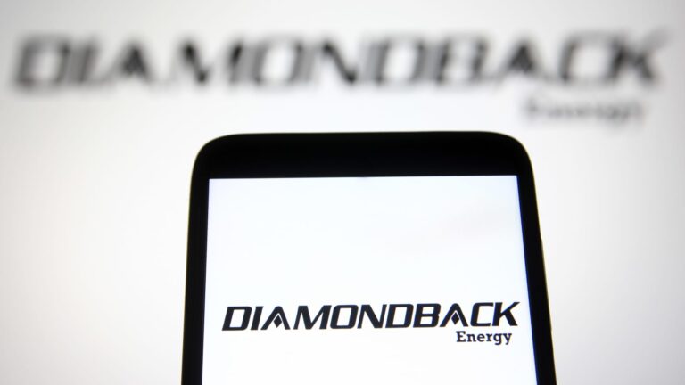 Top Wall Street analysts like these dividend-paying energy stocks