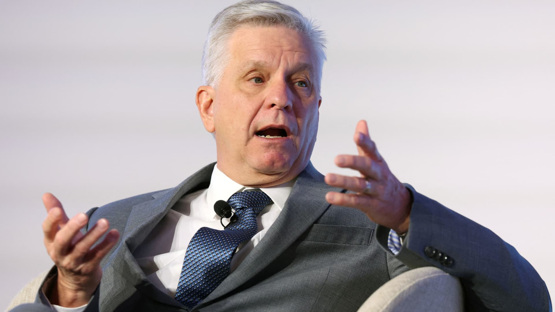 Fed Governor Waller sees tariff inflation as 'transitory' in 'tush push' comparison