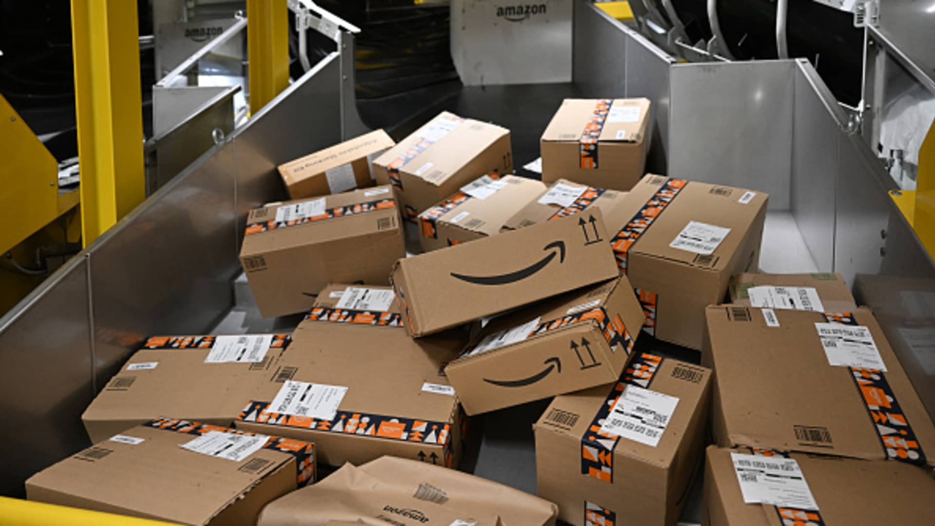 Amazon says displaying tariff cost 'not going to happen' after White House blowback