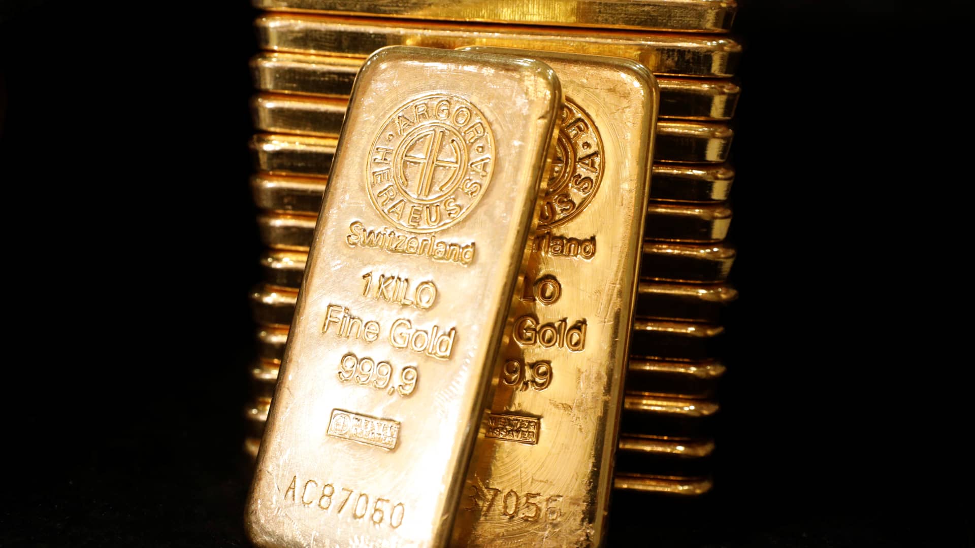 UBS raises gold forecast after bullion's big week: 'Room for gold to run higher'