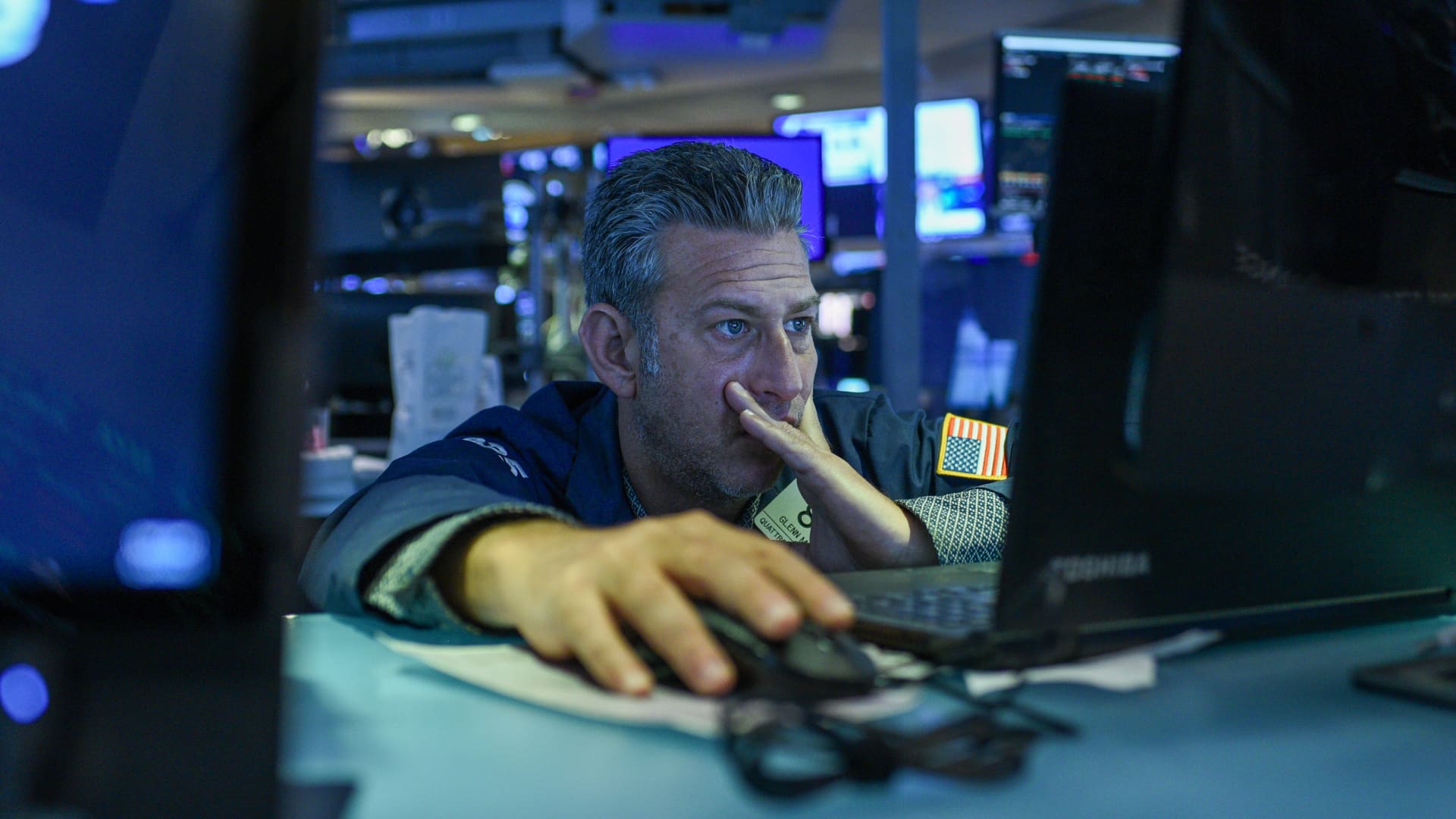 These defensive telecom stocks can bolster your portfolio against tariff uncertainty