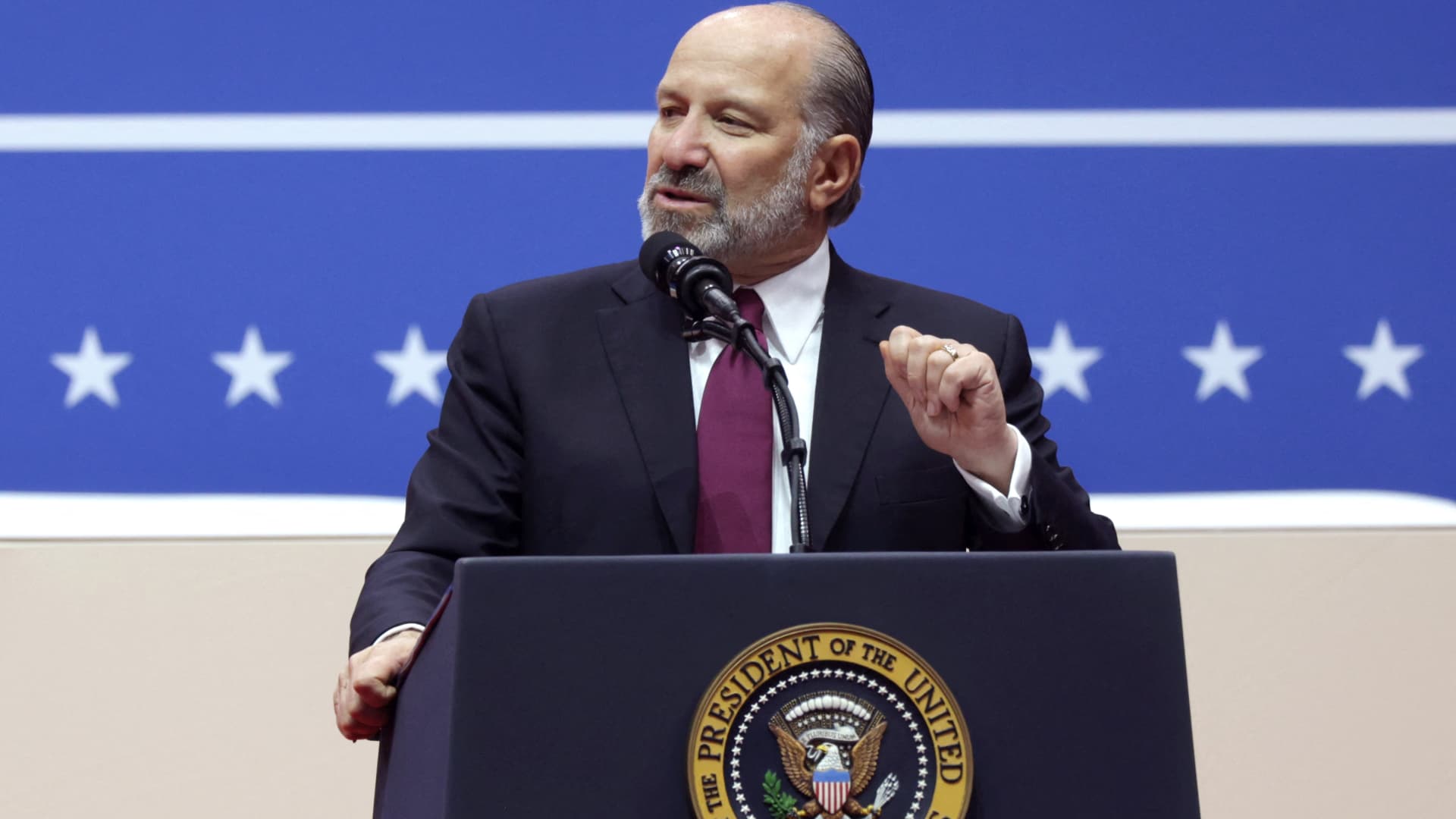 Trump Commerce chief fuels tariff confusion, says exemptions for phones, computers not permanent