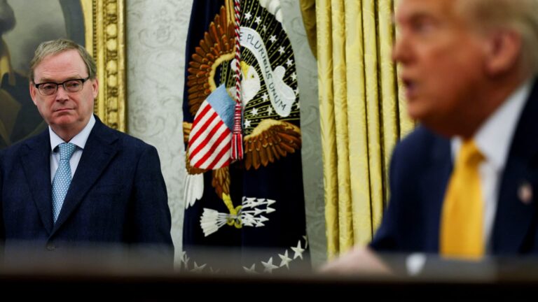 Market crash not part of Trump’s strategy, says top White House economic advisor