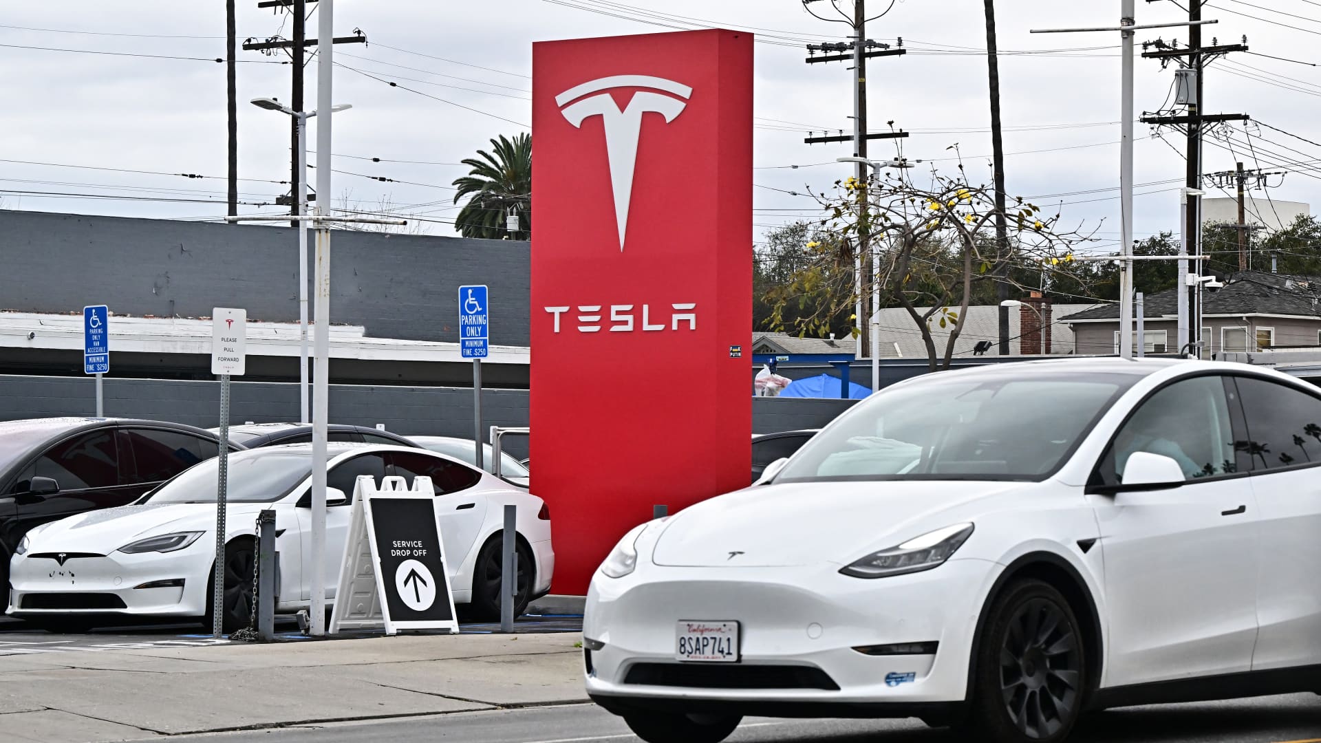 Tesla's first-quarter registrations in California fell 15%, industry data shows