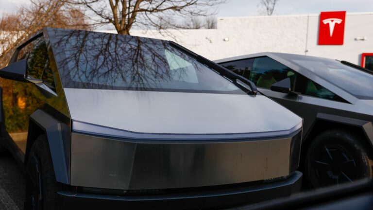 Stocks making the biggest moves midday: Tesla, Newsmax, Bloom Energy, On Holding, Roblox and more