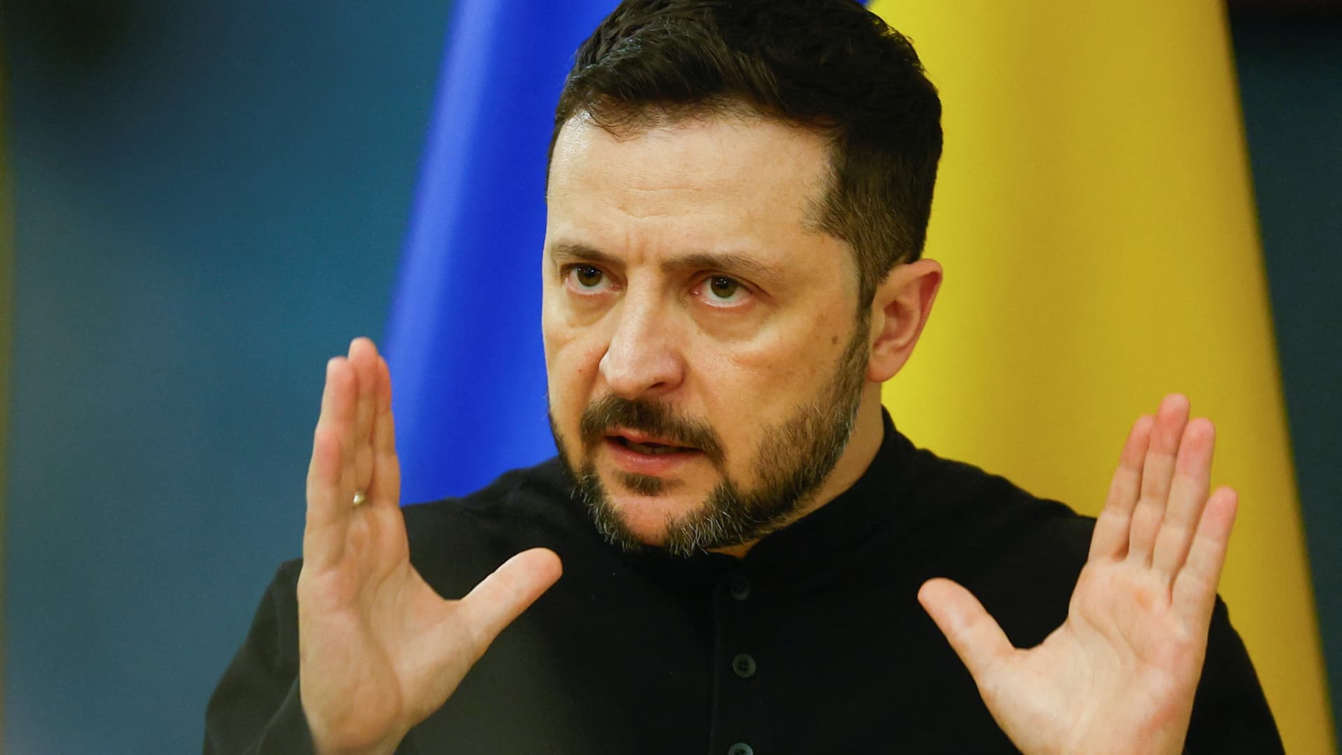 Zelenskyy says Russia is trying to create an ‘impression of a ceasefire’ as attacks continue