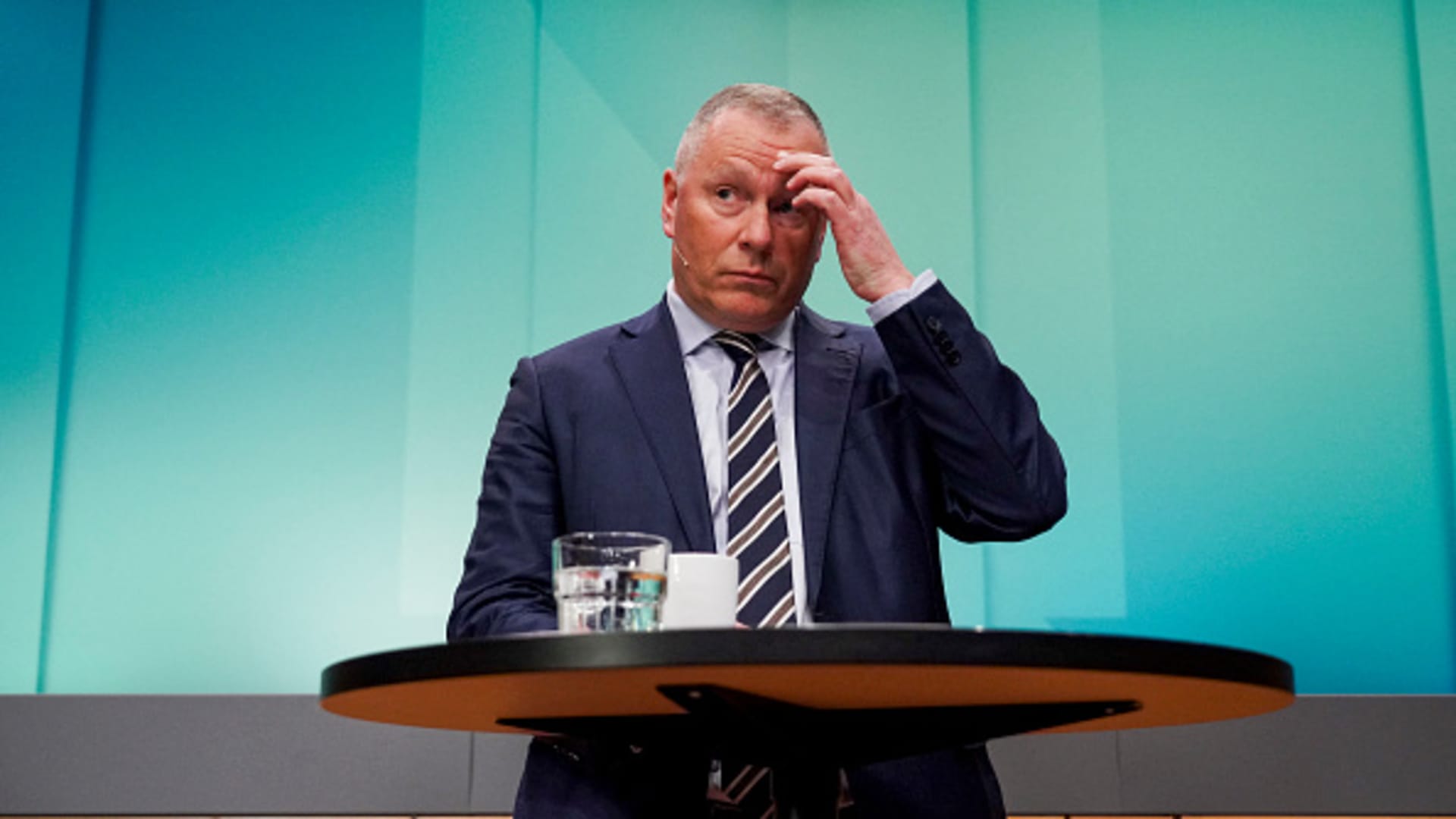 Norway urged to scrap ban on $1.8 trillion wealth fund investing in weapons makers