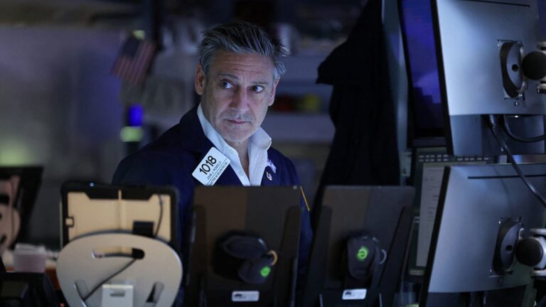 Chip stocks are poised to fall further, according to the charts