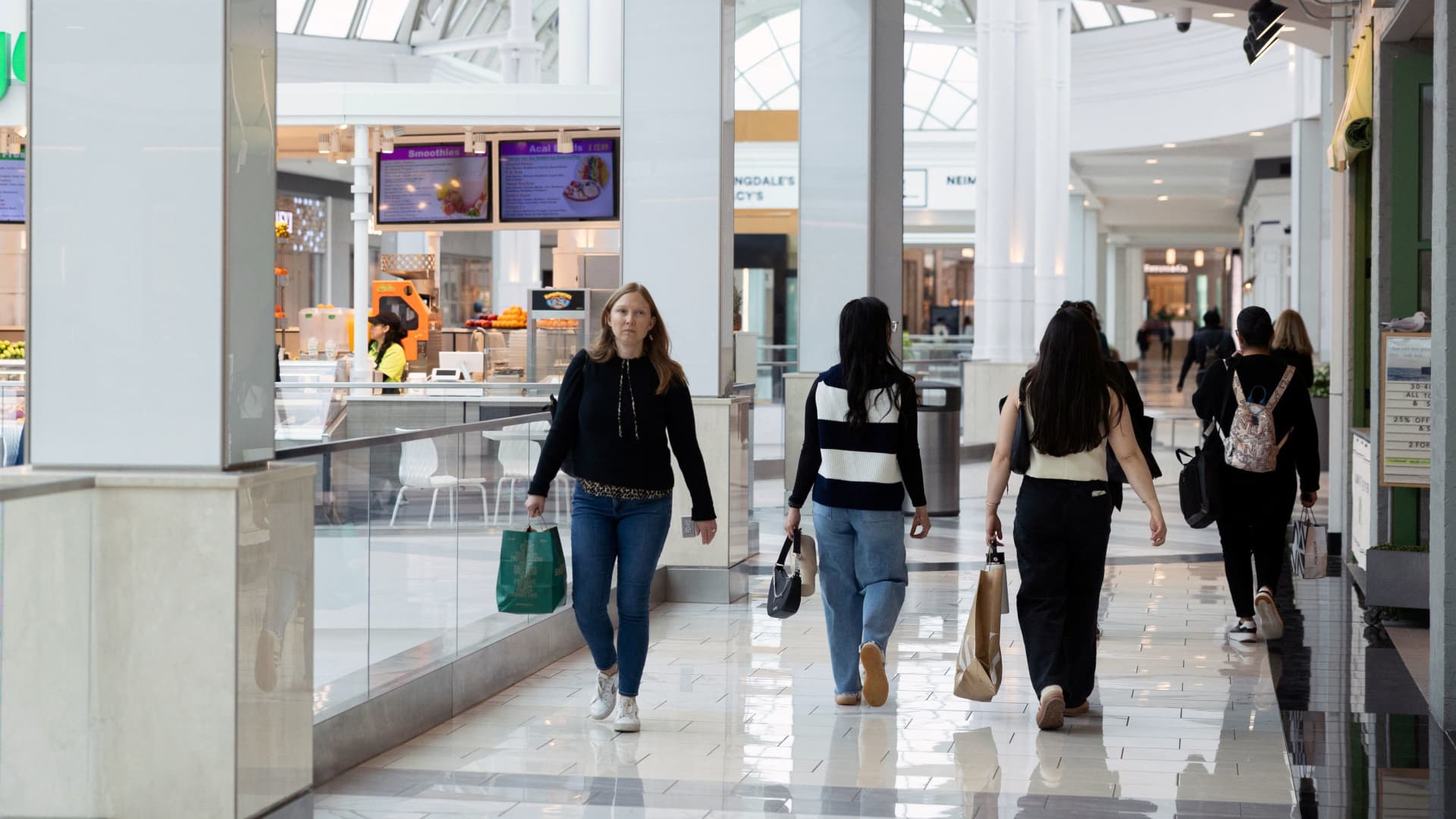 Retail sales report could give a distorted view of consumer strength