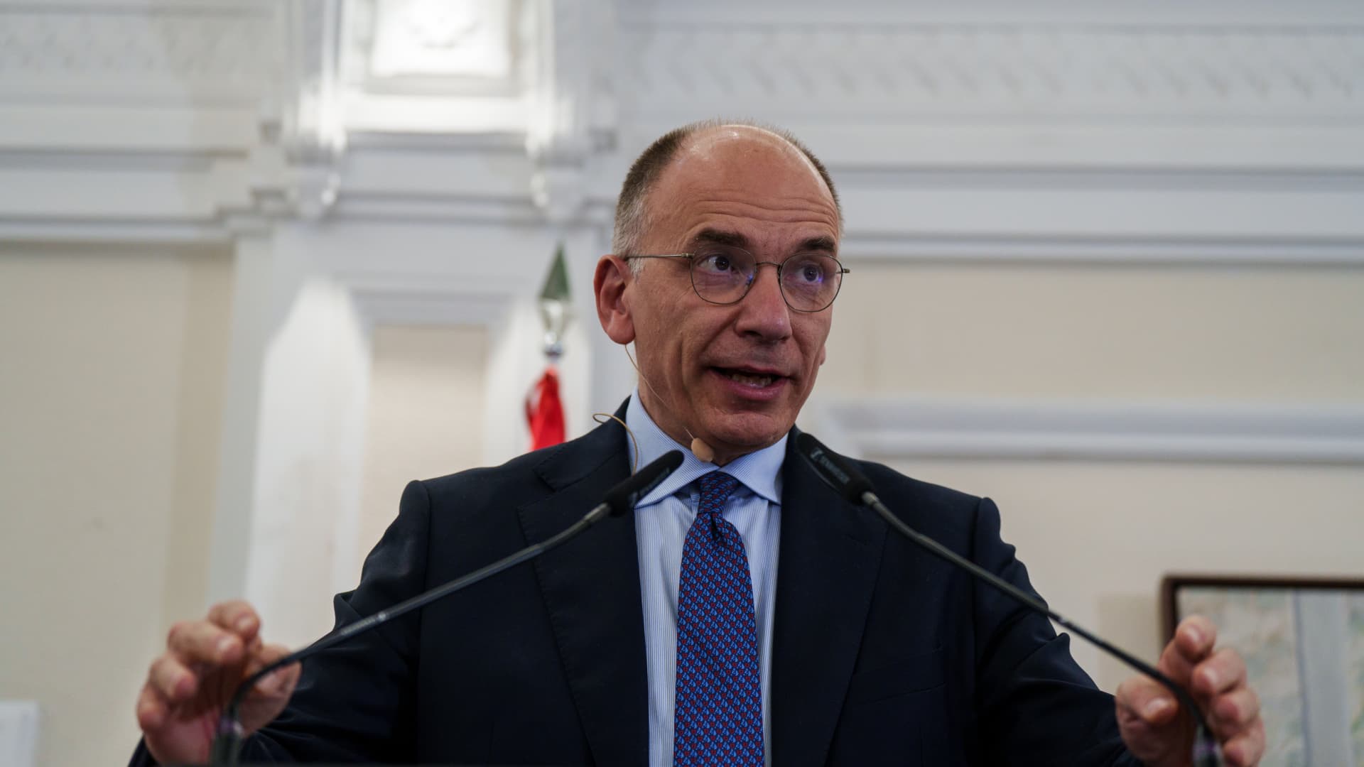 Trump tariffs are 'pure madness' and the European Union should not comply, former Italian PM says