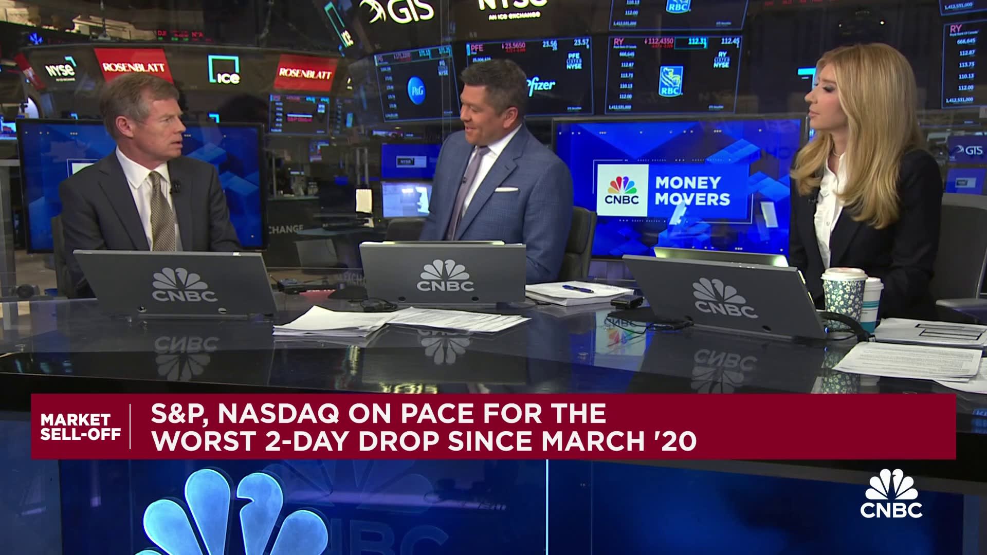 There is at least a 60% chance of recession if Trump's tariffs stick, says JPMorgan's David Kelly