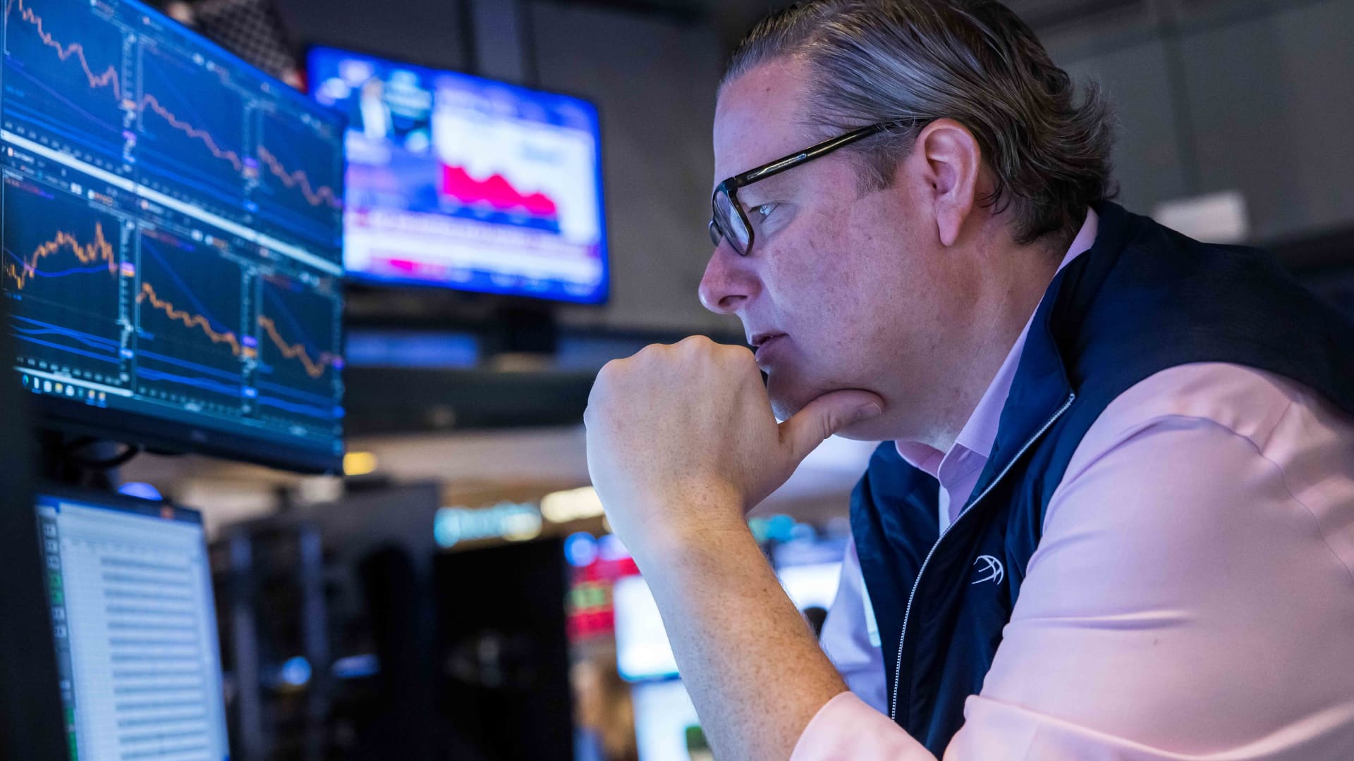 Katie Stockton breaks down the market internals and whether a reversal is near