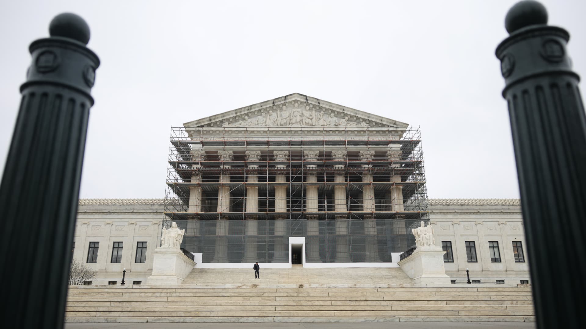 Supreme Court pauses judge’s order to reinstate federal probationary workers