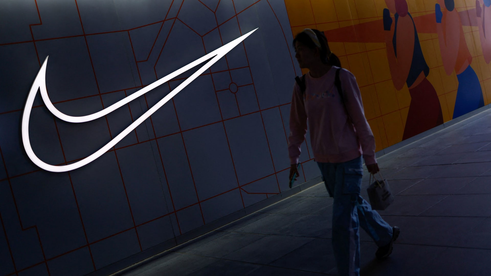 Wells Fargo downgrades Nike to equal weight on a looming ‘mild’ recession