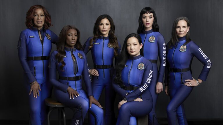 Blue Origin launches an all-female celebrity crew with Katy Perry, Gayle King and Lauren Sanchez