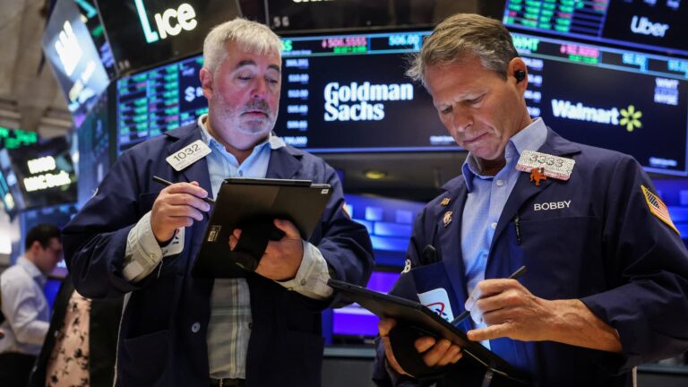 Widely followed investor survey shows growth expectations at a record low