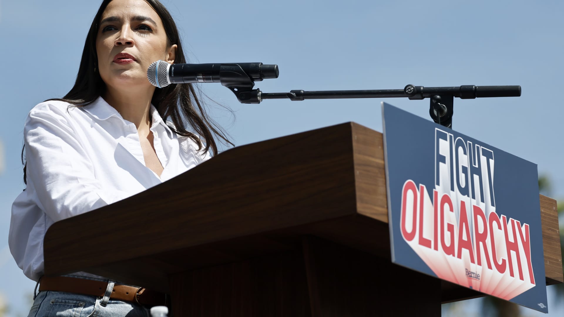 AOC fundraising soars as the New York rep and Bernie Sanders barnstorm U.S. against Trump