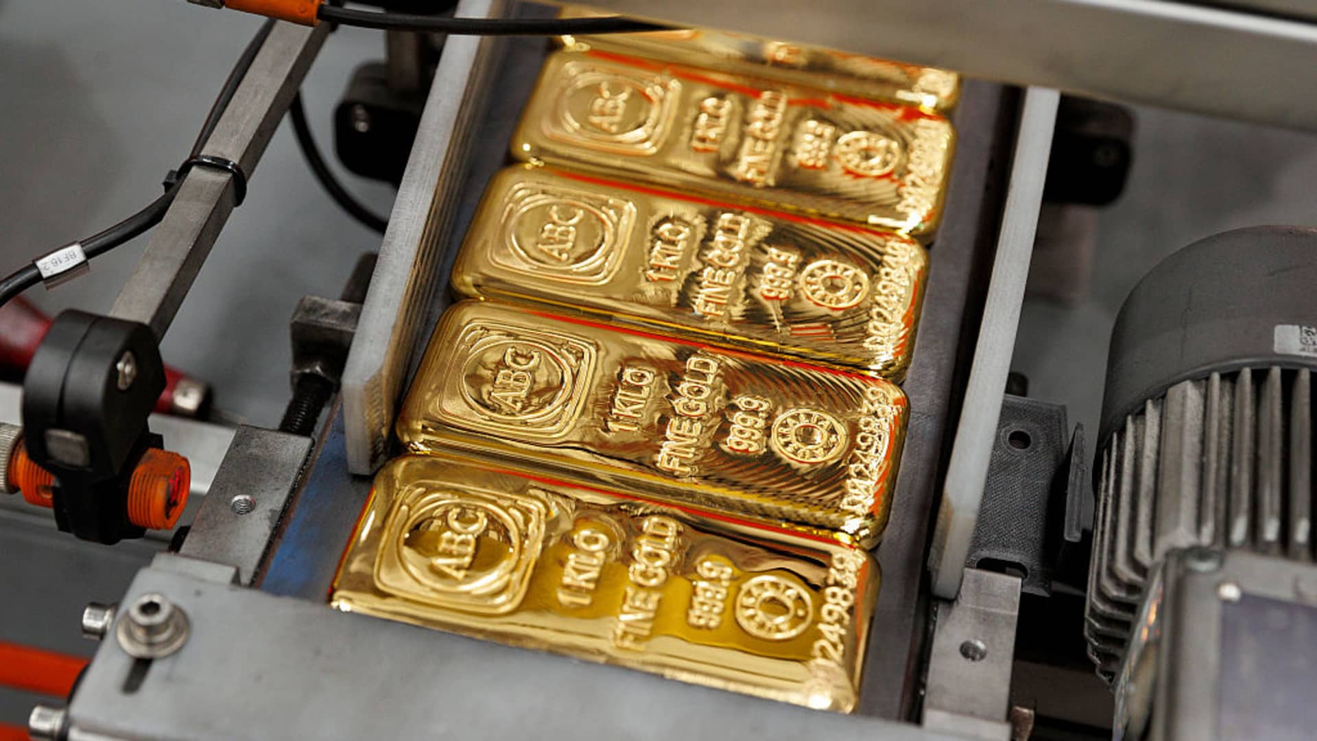 Next stop for gold is $4,000, says JPMorgan