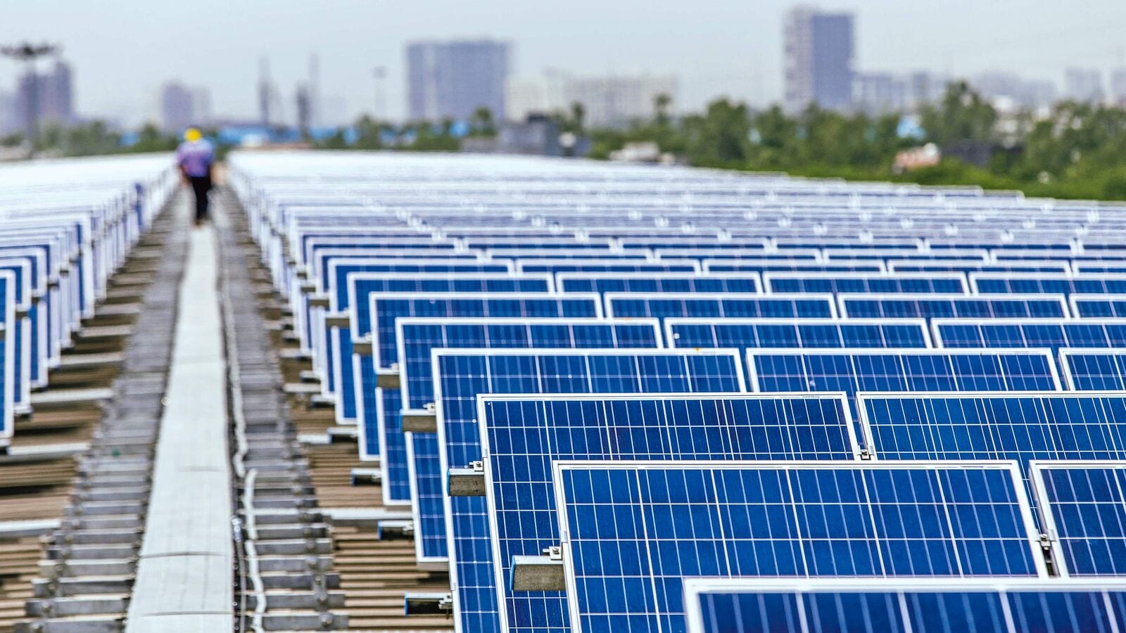 Sterling &amp; Wilson share price jumps over 8% on order update amid weak stock market