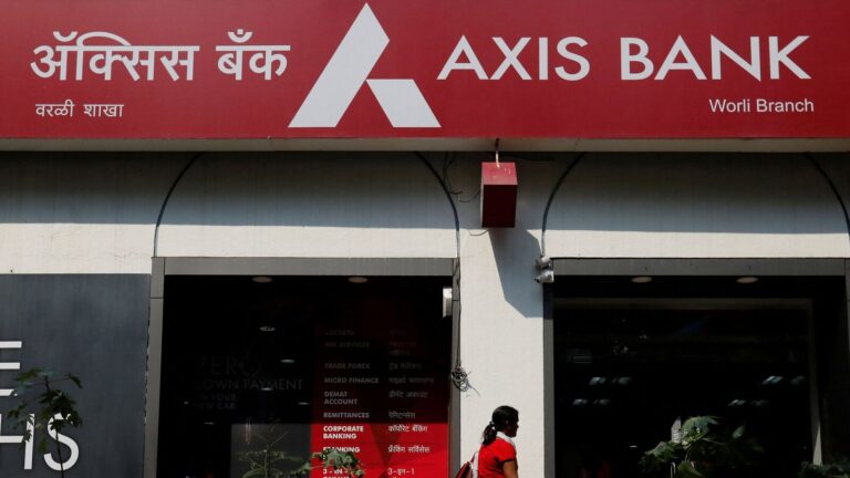 Axis Bank share price falls over 4% after Q4 results. Should you buy, sell or hold?