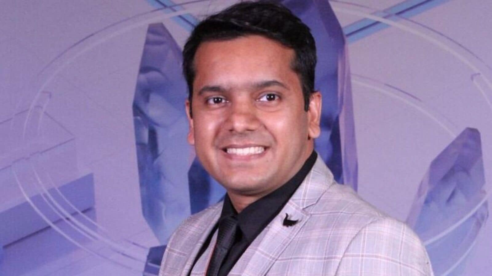 Buy or sell: Sumeet Bagadia recommends three stocks to buy on Monday — 21 April 2025