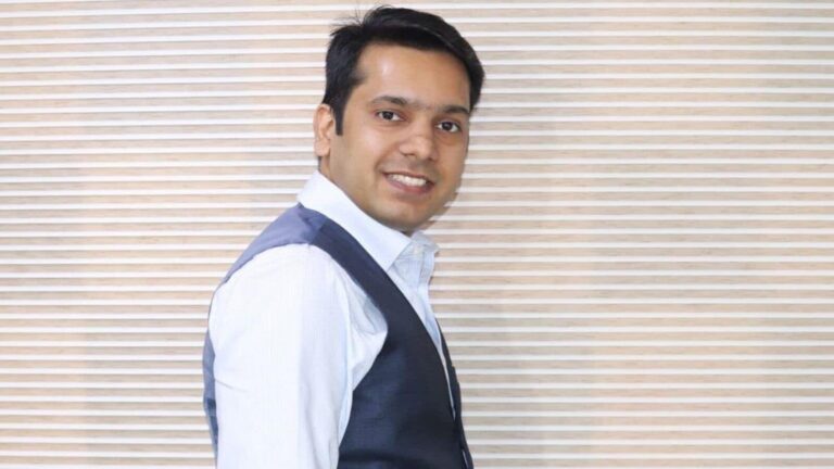 Breakout stocks to buy or sell: Sumeet Bagadia recommends five shares to buy today ? 8 April 2025