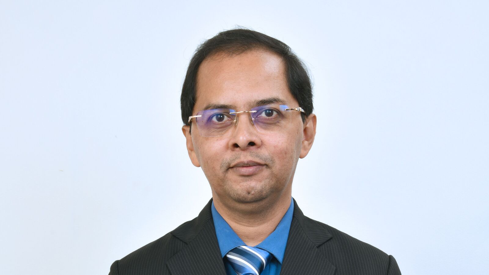 Stocks to buy or sell: Dharmesh Shah of ICICI Securities suggests buying Ultratech Cement, HAL shares on 21 April 2025