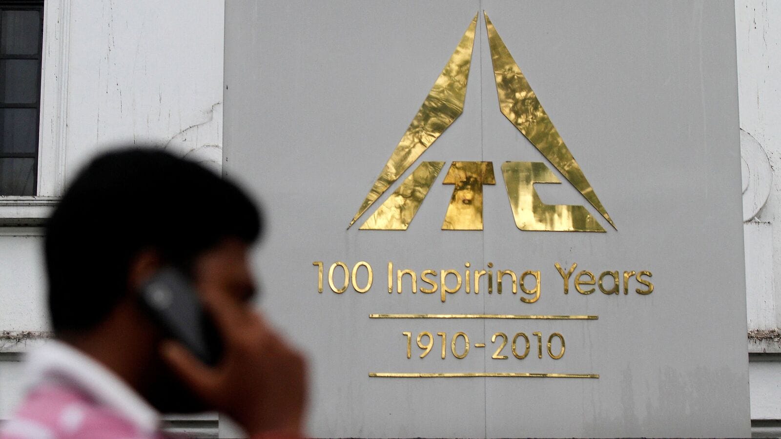 A  ₹3,498 crore paper play: A windfall for ABREL, a growth bet for ITC