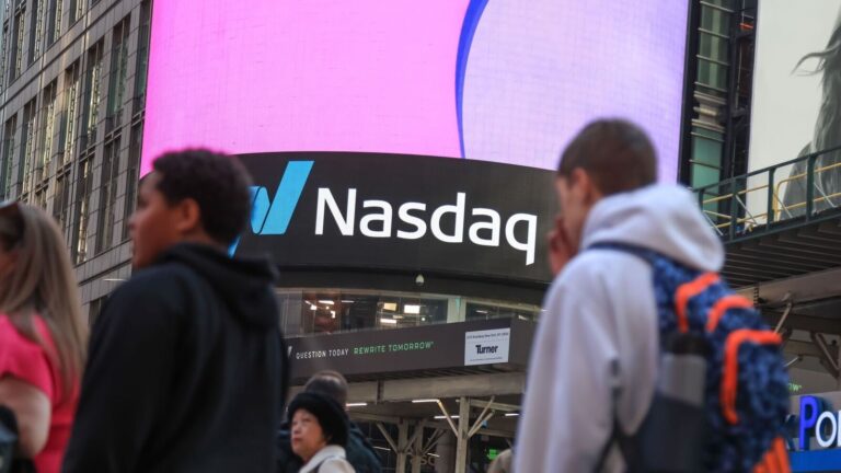 US Stock Market LIVE UPDATES: Will it be a ‘Black Monday’ for US as well? Global stock market crashes amid trump tariff