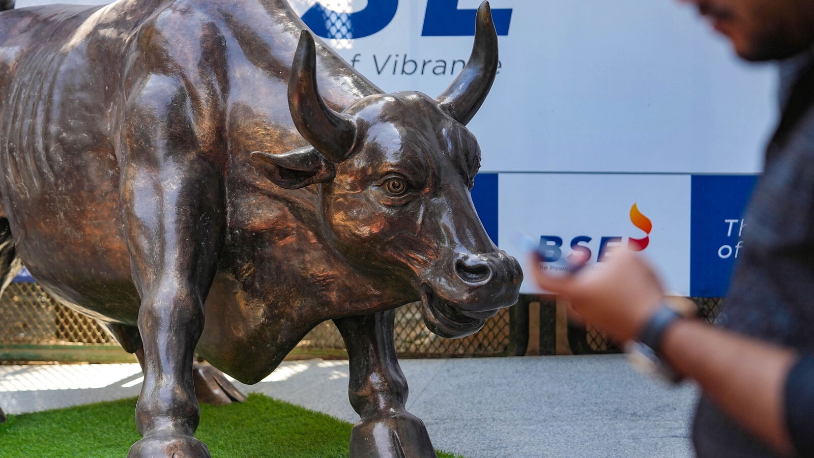 Nifty Midcap and Smallcap indices jump up to 16% in 6 sessions on global trade relief