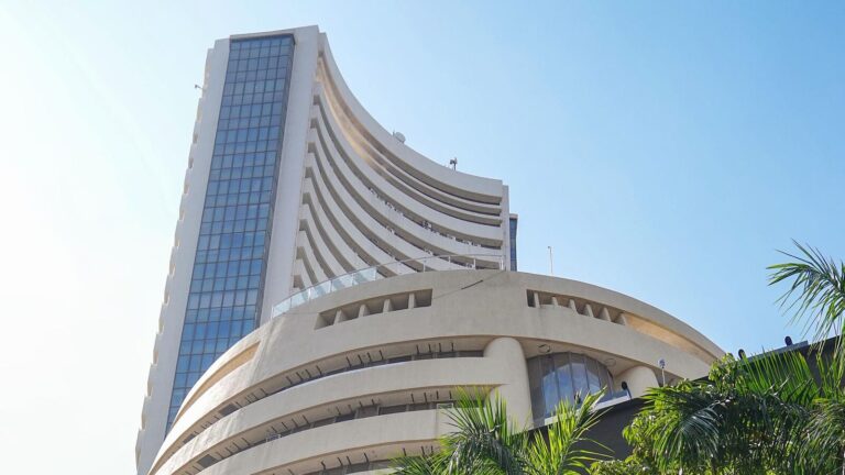 49 stocks hit 52-week lows, 91 stocks at 52-week highs as stock market ends higher on Trump Tariff pause | Stock Market News