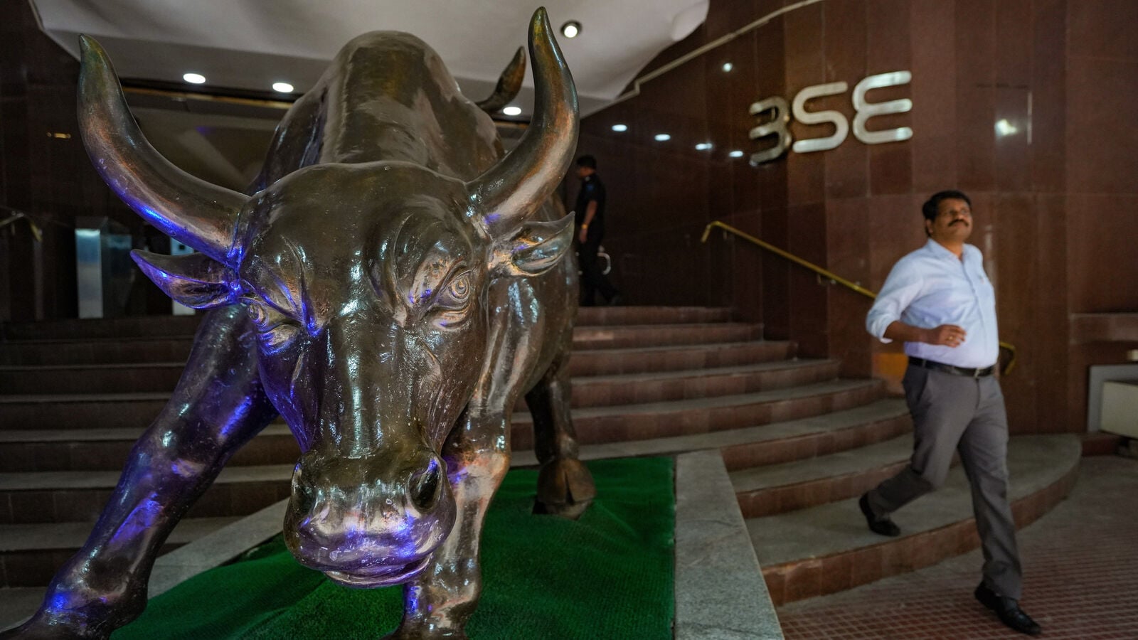 Sensex, Nifty 50 end lower but outshine Asian peers as Trump tariffs hit markets; pharma stocks shine