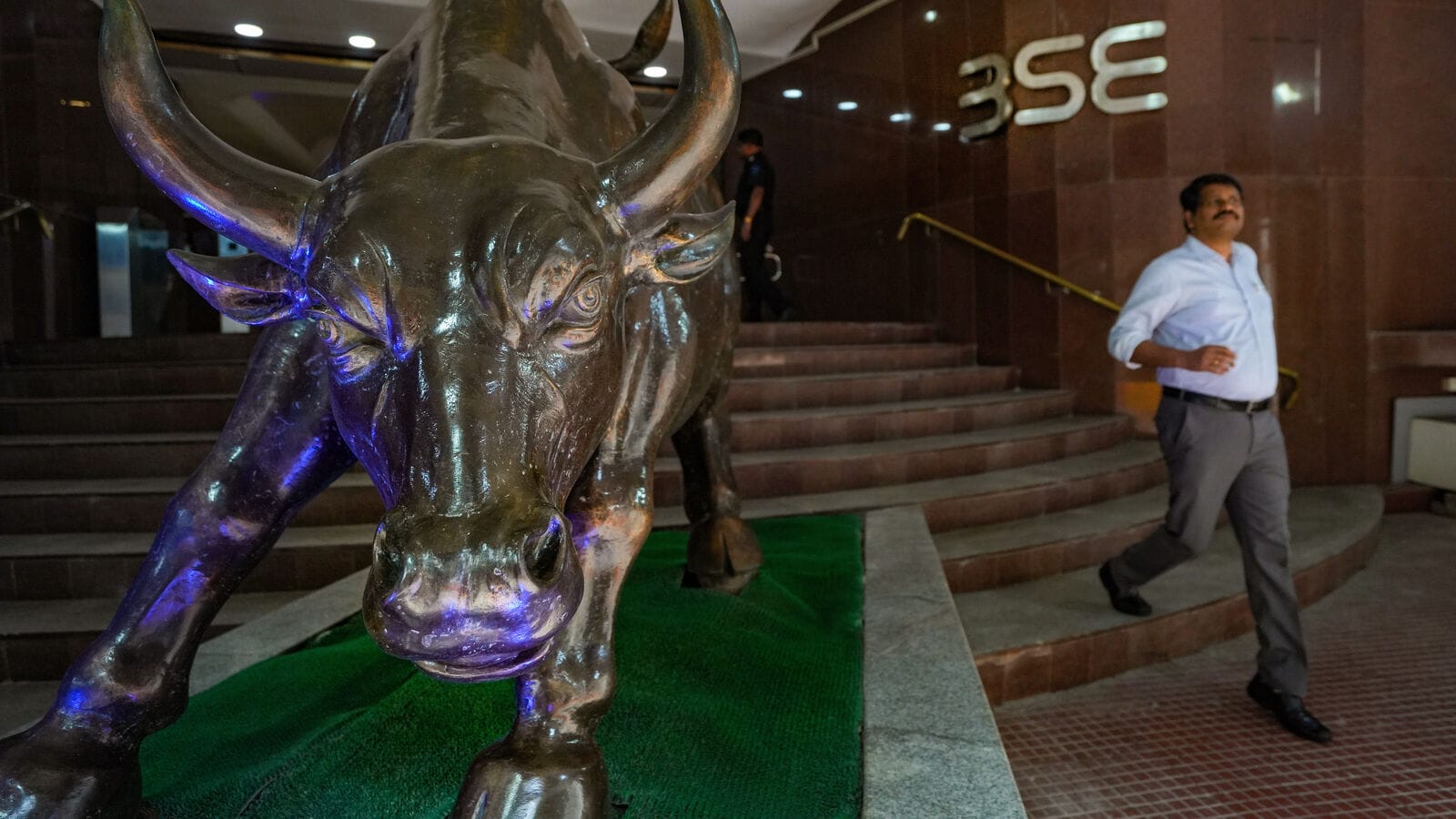 Sensex, Nifty 50 rise for 6th day in a row amid buying in FMCG, bank stocks. Will this rally sustain?