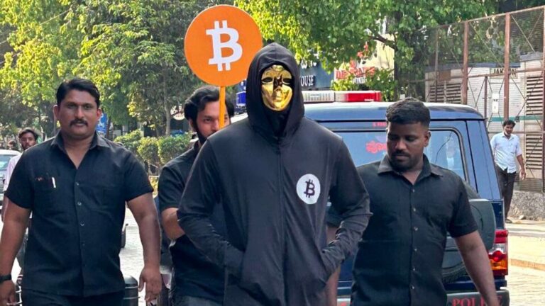 Bitcoin's ?Satoshi Nakamoto? celebrated 50th birthday in Bengaluru? ?Black hoodie, golden mask, priceless reactions??