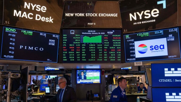 US stock market ends mixed after Donald Trump?s latest tariffs threat; Dow Jones tanks 1%, Nasdaq closes in green
