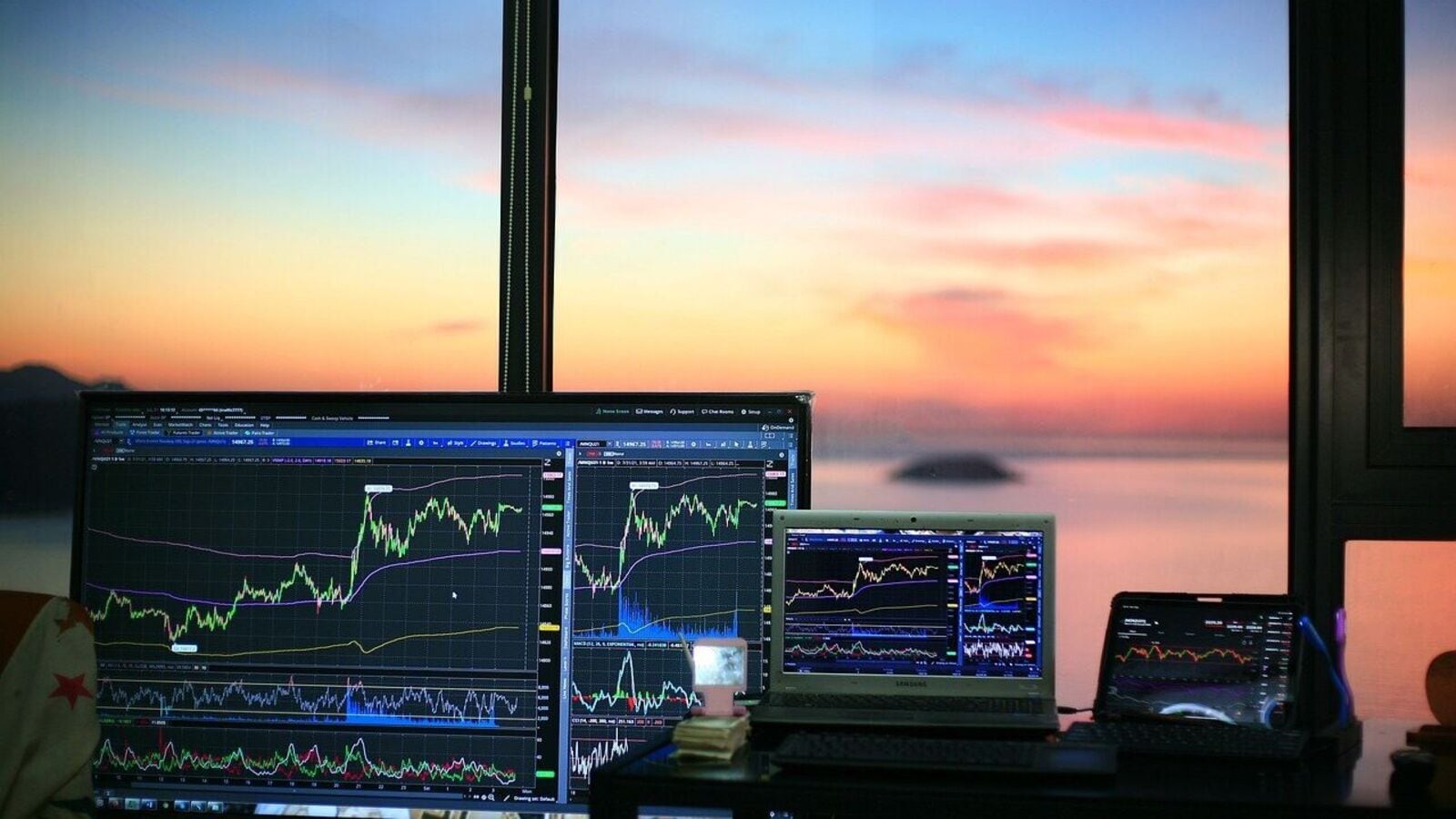 Buffered ETFs protect against market drops. They are selling like hotcakes.