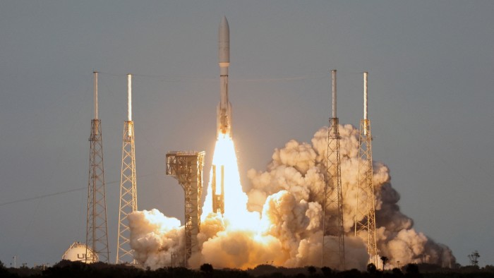 Amazon’s rival to Starlink makes first satellite launch