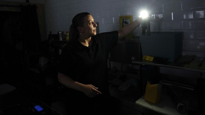 Spain races to restore full power after massive blackout